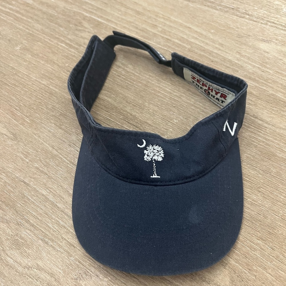 Zephyr  South Carolina navy visor